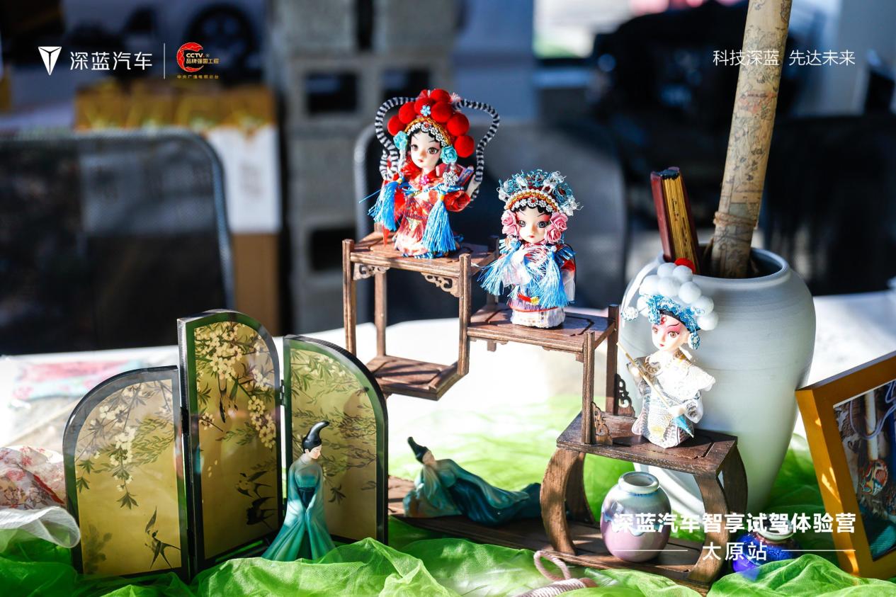 _O7A1083-opq4143152141