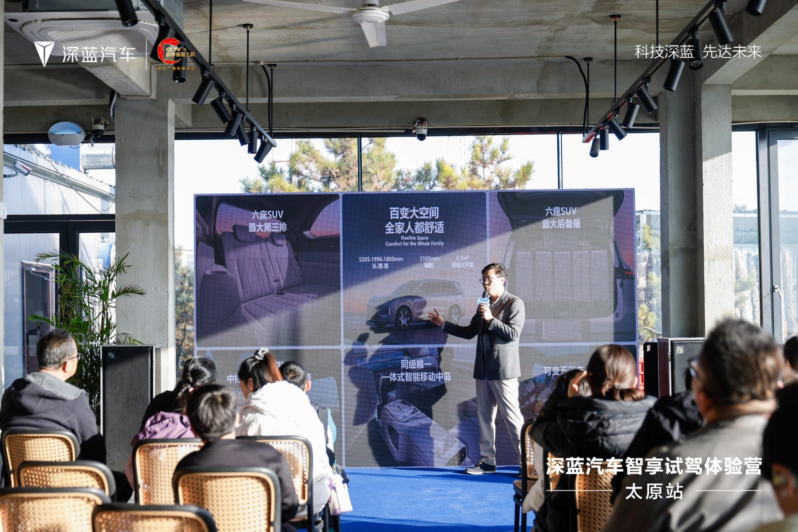 _O7A1304-opq4143972858