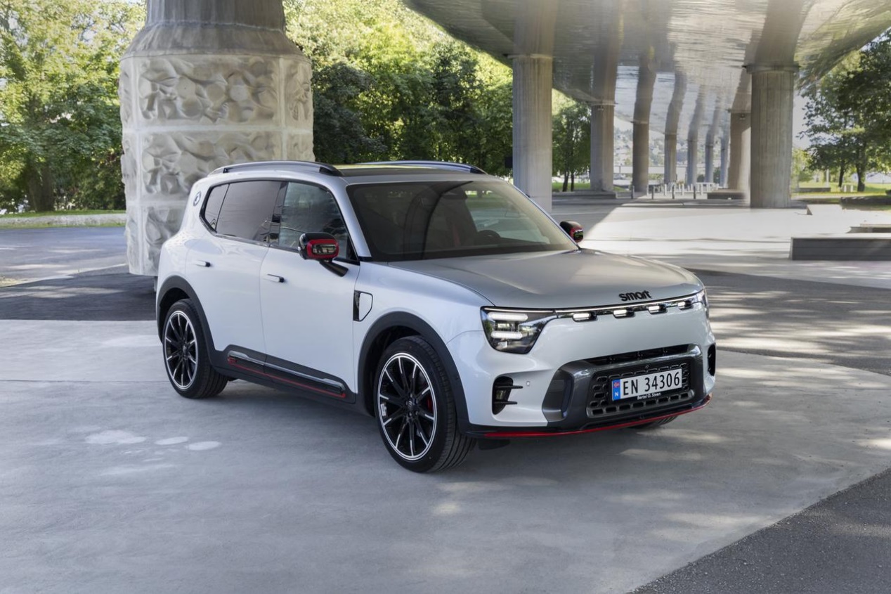 汽车停在路上

AI 生成的内容可能不正确。