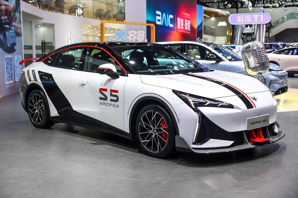 abdb039244969f66cf4a384cc2ff9311