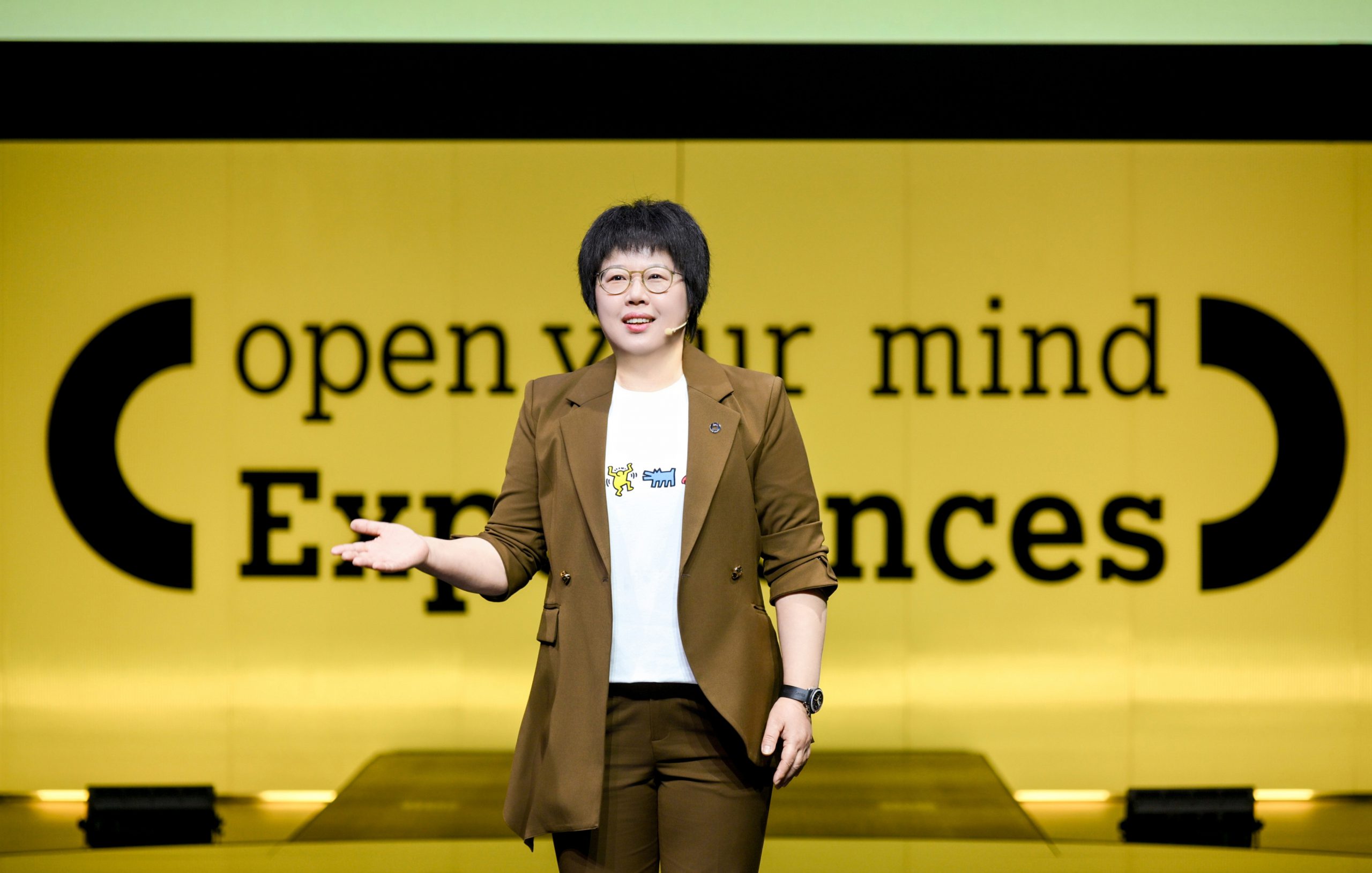 8-ms.mandyzhangglobalcmoofsmart