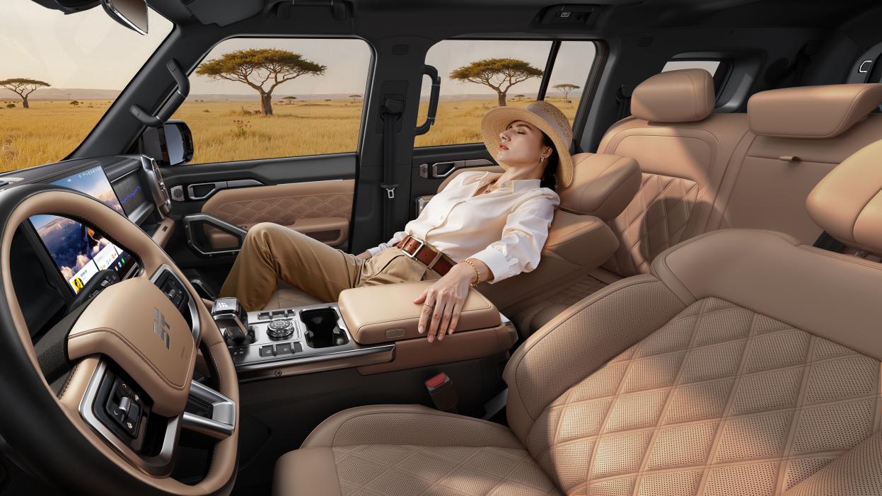 旅行者PLUS_场景图_内饰女王座椅_原大图